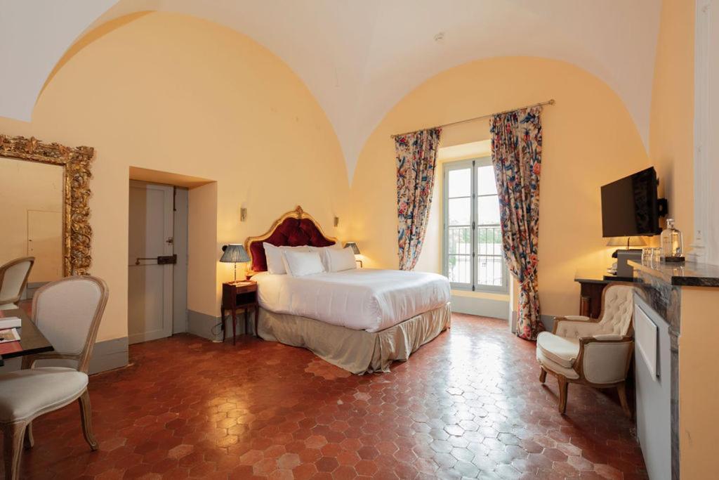 Chateau De Collias Экстерьер фото